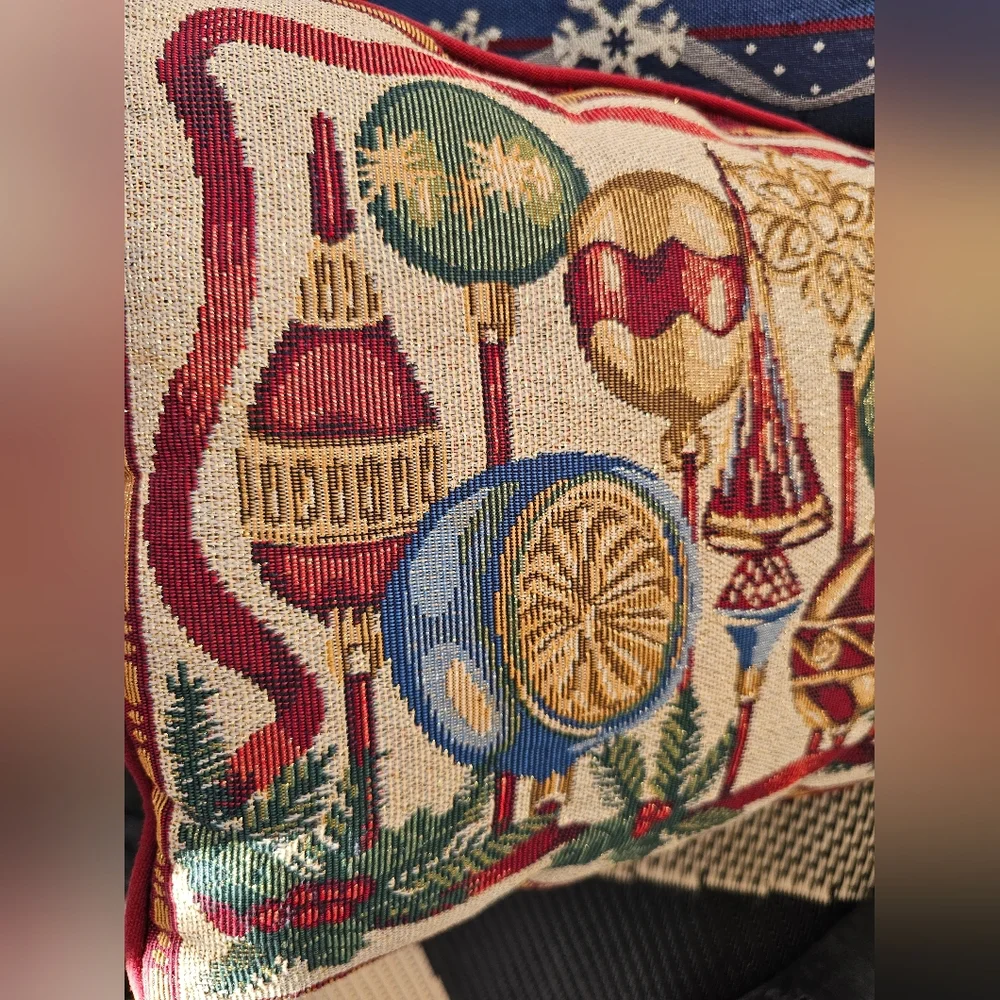 Vtg Christmas Tapestry Throw Pillows SnowGlobe‎ Old World Ornament Designs Lot